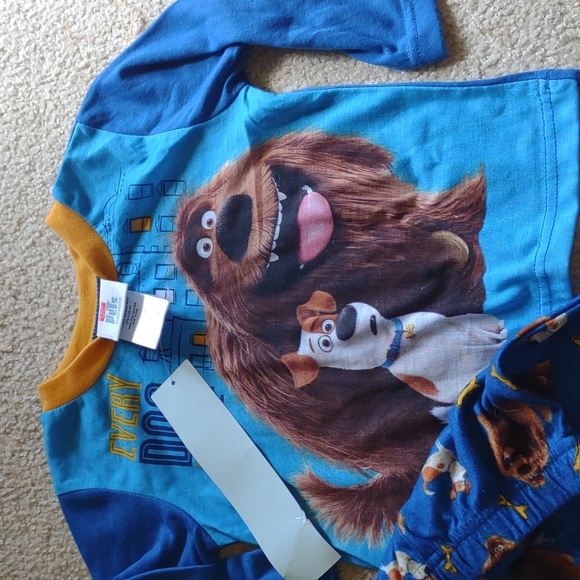 Boys PJ set 2T - Picture 2 of 4